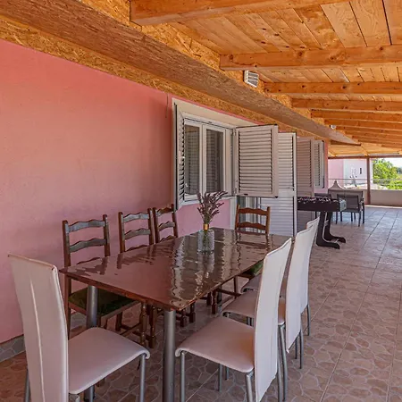 In With Wifi Semesterbostad